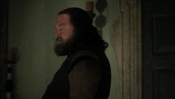 extant_GameOfThrones_1x06-AGoldenCrown_0429