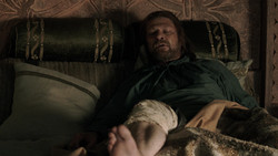 extant_GameOfThrones_1x06-AGoldenCrown_0464
