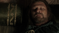 extant_GameOfThrones_1x06-AGoldenCrown_0478