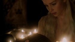 extant_GameOfThrones_1x06-AGoldenCrown_0495
