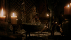 extant_GameOfThrones_1x06-AGoldenCrown_0500