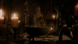 extant_GameOfThrones_1x06-AGoldenCrown_0508