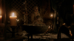 extant_GameOfThrones_1x06-AGoldenCrown_0512