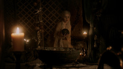 extant_GameOfThrones_1x06-AGoldenCrown_0518