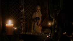 extant_GameOfThrones_1x06-AGoldenCrown_0519