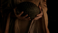 extant_GameOfThrones_1x06-AGoldenCrown_0536