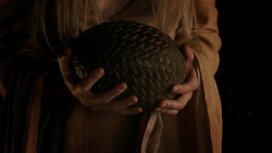 extant_GameOfThrones_1x06-AGoldenCrown_0541
