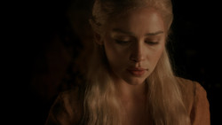 extant_GameOfThrones_1x06-AGoldenCrown_0546