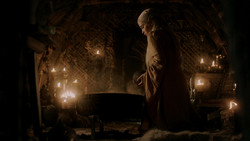extant_GameOfThrones_1x06-AGoldenCrown_0549