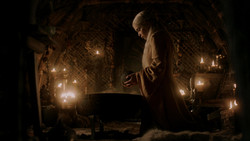 extant_GameOfThrones_1x06-AGoldenCrown_0556
