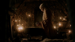 extant_GameOfThrones_1x06-AGoldenCrown_0558