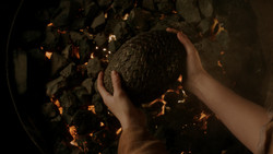 extant_GameOfThrones_1x06-AGoldenCrown_0563