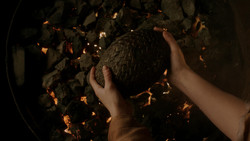 extant_GameOfThrones_1x06-AGoldenCrown_0564