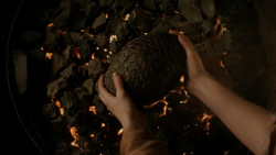 extant_GameOfThrones_1x06-AGoldenCrown_0565