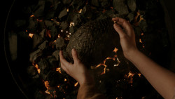 extant_GameOfThrones_1x06-AGoldenCrown_0571