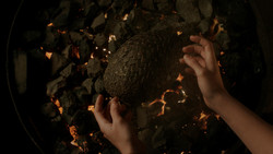 extant_GameOfThrones_1x06-AGoldenCrown_0574