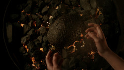 extant_GameOfThrones_1x06-AGoldenCrown_0575