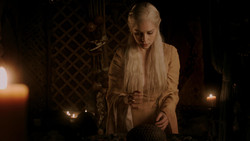 extant_GameOfThrones_1x06-AGoldenCrown_0583