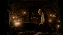 extant_GameOfThrones_1x06-AGoldenCrown_0611