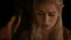 extant_GameOfThrones_1x06-AGoldenCrown_0633