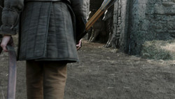 extant_GameOfThrones_1x06-AGoldenCrown_0675