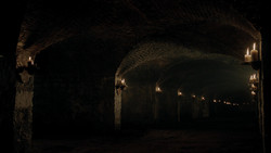 extant_GameOfThrones_1x06-AGoldenCrown_0711