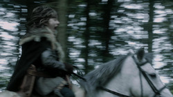 extant_GameOfThrones_1x06-AGoldenCrown_0736