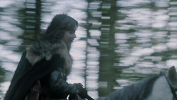 extant_GameOfThrones_1x06-AGoldenCrown_0762