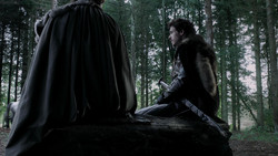 extant_GameOfThrones_1x06-AGoldenCrown_0765