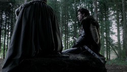 extant_GameOfThrones_1x06-AGoldenCrown_0767