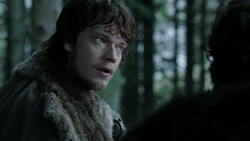 extant_GameOfThrones_1x06-AGoldenCrown_0788