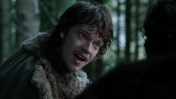 extant_GameOfThrones_1x06-AGoldenCrown_0799