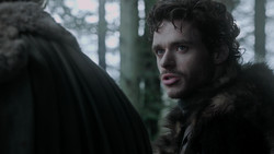 extant_GameOfThrones_1x06-AGoldenCrown_0804