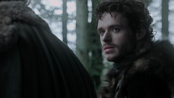 extant_GameOfThrones_1x06-AGoldenCrown_0805