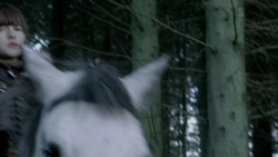 extant_GameOfThrones_1x06-AGoldenCrown_0876