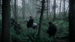 extant_GameOfThrones_1x06-AGoldenCrown_0899
