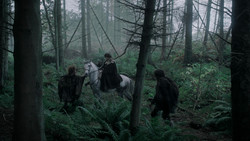 extant_GameOfThrones_1x06-AGoldenCrown_0901