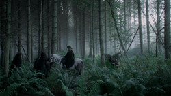 extant_GameOfThrones_1x06-AGoldenCrown_0914