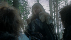extant_GameOfThrones_1x06-AGoldenCrown_0932