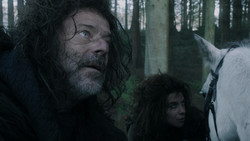 extant_GameOfThrones_1x06-AGoldenCrown_0941