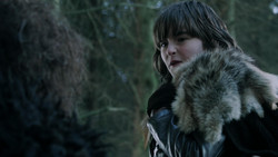 extant_GameOfThrones_1x06-AGoldenCrown_0964