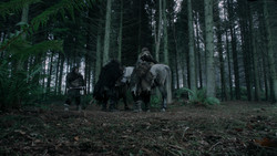 extant_GameOfThrones_1x06-AGoldenCrown_1007