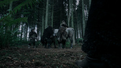 extant_GameOfThrones_1x06-AGoldenCrown_1009