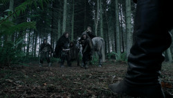 extant_GameOfThrones_1x06-AGoldenCrown_1021