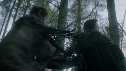 extant_GameOfThrones_1x06-AGoldenCrown_1043
