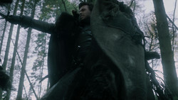 extant_GameOfThrones_1x06-AGoldenCrown_1052