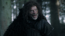 extant_GameOfThrones_1x06-AGoldenCrown_1067