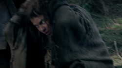 extant_GameOfThrones_1x06-AGoldenCrown_1092