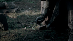 extant_GameOfThrones_1x06-AGoldenCrown_1097