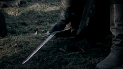 extant_GameOfThrones_1x06-AGoldenCrown_1098